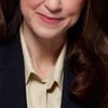 Caroline Luft as Linda