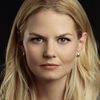 Jennifer Morrison as Leslie