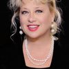 Victoria Jackson as Robin