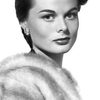 Dee Hartford as Dinah (uncredited)