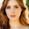 Morgan Griffin as Julie Fareri