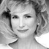 Alexandra Morgan as Linda Lawrence