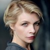 Amelia Curtis as Sharon