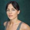 Skye Ladell as Chloe