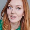 Katharine Bennett-Fox as Julia