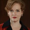 Chelah Horsdal as Miranda