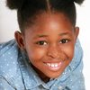 Nakai Takawira as Zoe