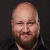Stephen Kramer Glickman as Alvin Flang/Prince the dog (voice) (uncredited)