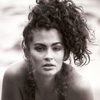 Rebecca Ferratti as Elexia