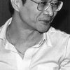 Ni Kuang as Dr. Yi