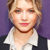 Sarah Jones as Belinda Simpson