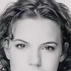 Erika Thomas as Chloe