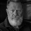 Kevin Horsham as Malcky