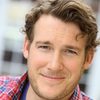Joe Williamson as Eddie (as Joseph Williamson)