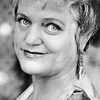 Ann Noble as Cleo