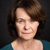 Gillian Broderick as Di