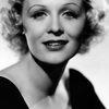 Gloria Stuart as Self - Interviewee