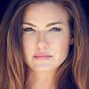 Alicia Lagano as Tina Gray