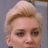 Christine Kossak as Vivian