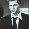 Leo Penn as Steve Ryan
