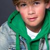 Ronan Carroll as Phil Robertson, age 12