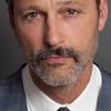 Benjamin John Parrillo as Detective
