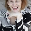 Eva Maria Jost as Anna Leinert (jung)