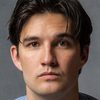 Jeff Irving as Courier