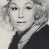 Reizl Bozyk as Bubbie Kantor