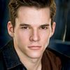 Mark Hapka as Curt