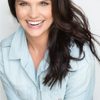 Cassandra Jean Amell as Ellen