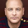 Steffen Mennekes as Manager Owen
