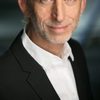 Richard D. Myers as Willie