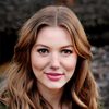 Seána Kerslake as Jenny