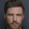 Anthony Bewlz as Brad