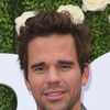 David Walton as Arik