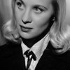 Mai Zetterling as Liz
