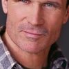 Kent Sheridan as Lionel Quigley