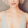 Maxi Witrak as Commander Nicole Tress