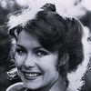 Cassie Yates as Barbara Scott