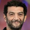 Ramzy Bedia as Le Présentateur