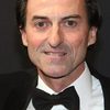 René van 't Hof as Theo