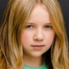 Charlotte Witt as Helen