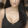 Lina Maya as Nona Messenger