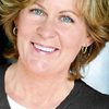 Nora Sheehan as Gail