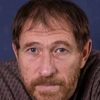 Viktor Zhdanov as Uncle Horun
