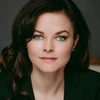 Erin Boyes as Olivia Clarke