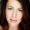 Sacha Horler as Una Pleasance