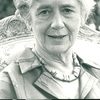 Peggy Ashcroft as Hilda Bloggs (voice)