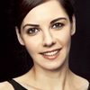 Ahu Türkpençe as Feride